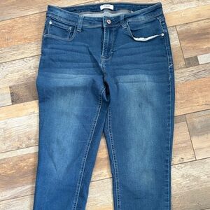 Kensie Deep Blue Faded Skinny Jeans